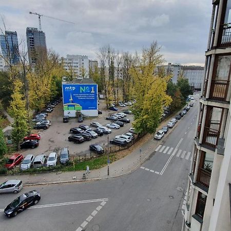 Апартаменти Apartament Twarda Варшава Екстер'єр фото